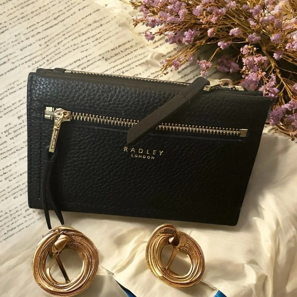 Radley London Sunny Dene Bifold Black‎ Leather Wallet with Gold Accents